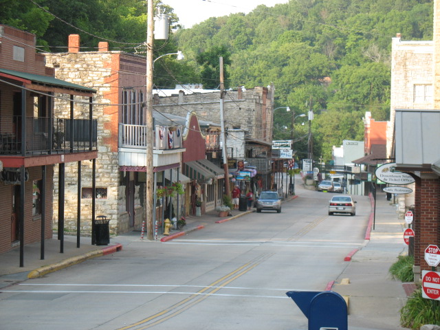 Entering Downtown Eureka Springs